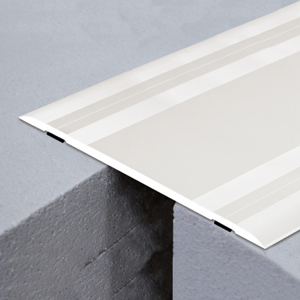 COUVRE-JOINT DE SOL à bords en biseau 180 mm - 3,00 m Adhésivé Butyle