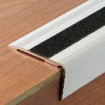 Nez de marche 3T 55x32 mm - 3,00 m à visser