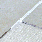 ARRÊT DE CORNIÈRE MÉTALLIQUE 6MM - 22x6 mm - 2,50 m à sceller