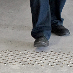 DINAPLOT MÉTALLIQUE RAINURÉ 25 x 5 mm à coller (sachet de 1000 pièces)