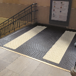 Dalle PU - GRAND FORMAT  1400 x 400 mm Adhésivé