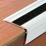 Nez de marche 3TA 55x32mm - 3,00 m Adhésivé Profil Tape M