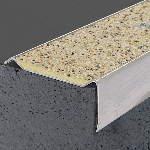 Nez de marche quartz B4-Q 60x30mm - 2,98 m à visser