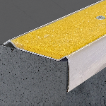 Nez de marche quartz B4-Q 60x30mm - 2,98 m à visser