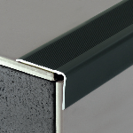 Nez de marche strié 6VA 36x24 mm - 3,00 m Adhésivé Profil Tape M