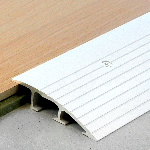 RAMPE d'ACCÈS RMP4 80 mm - 3,00 m à visser - pour revêtement de 15 mm